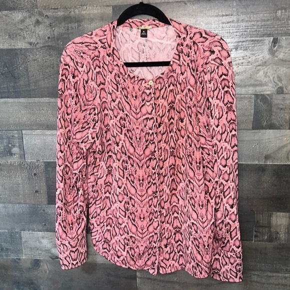 Dana Buchman Tops - Fine Pink and Black Snake Print Dona Burchman Long Sleeve Blouse